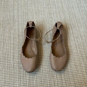 Previously loved Chloe Scalloped flat with ankle strap size 36